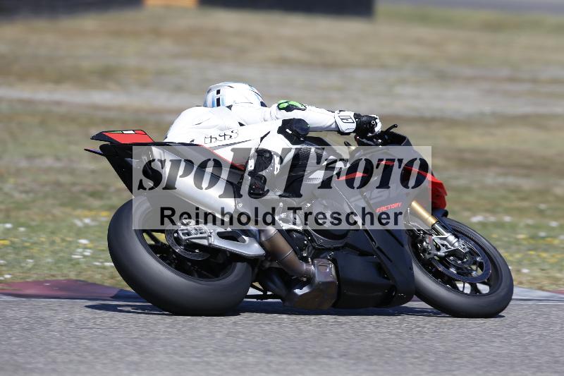 /36 08.08.2026  Pluess Motosport ADR/Freies Fahren/unklar